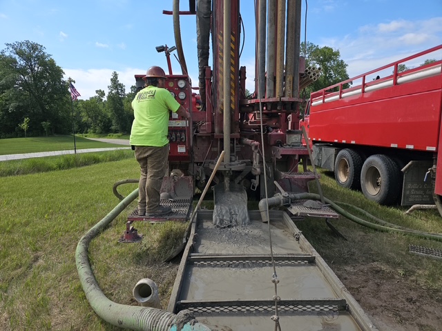 981584828096735732 981584828096735732